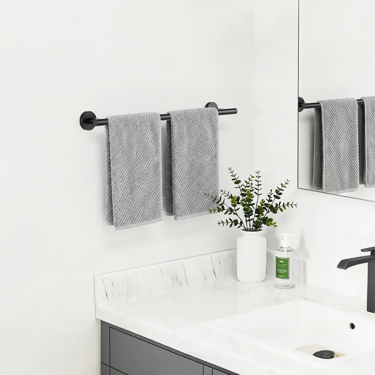 Matte Black Towel Bar, 24 Inch Towel Rack for Bathroom Wall-Mounted