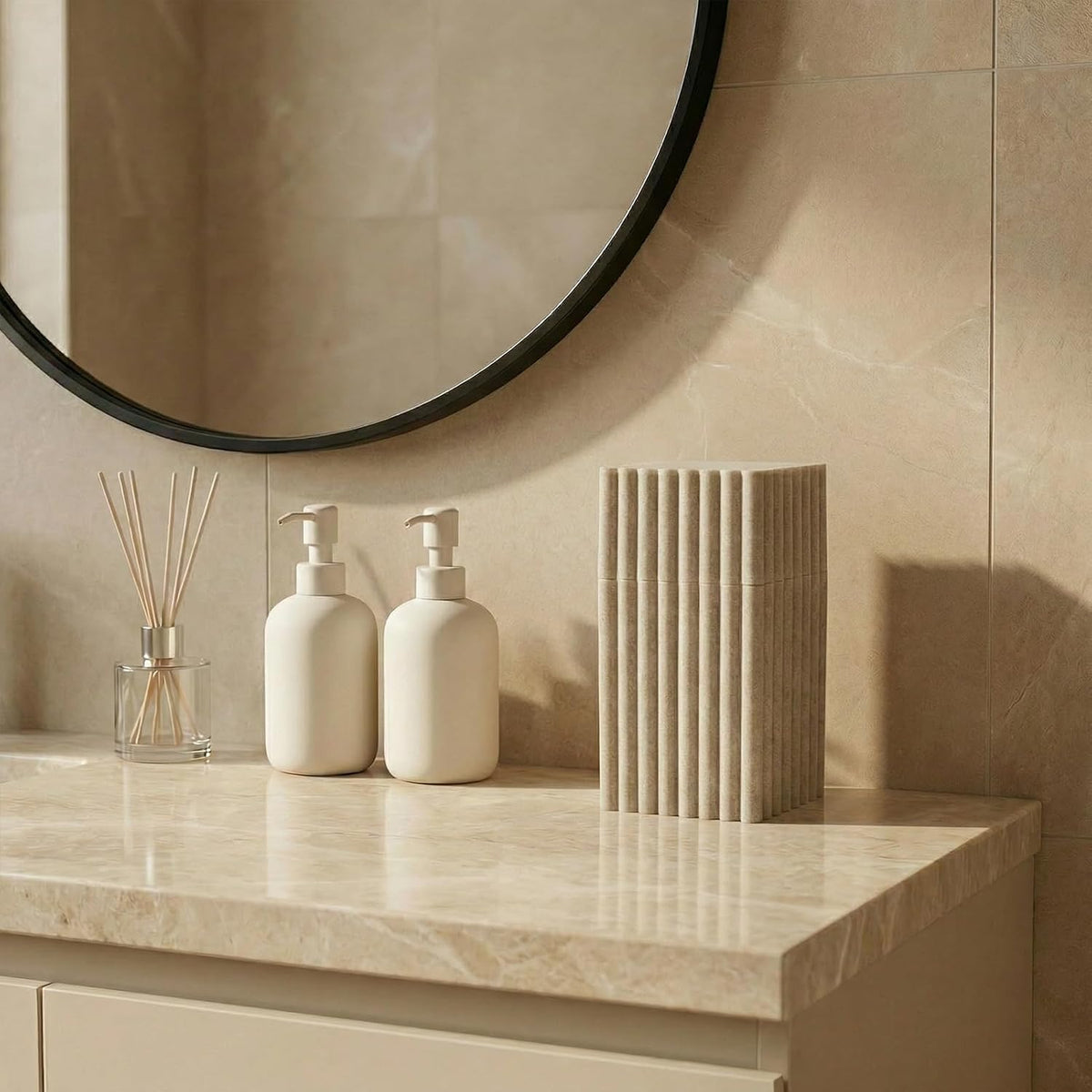 Toothbrush Holder with Lid- Covered Toothbrush Holder for Bathroom
