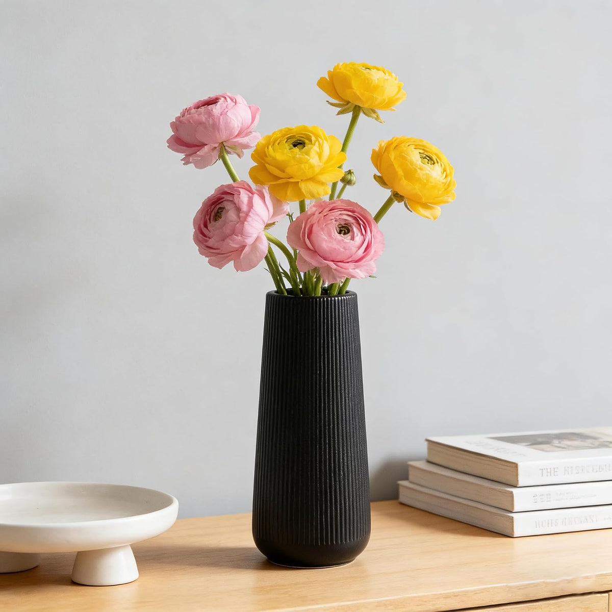 7.8''H Ceramic Vase, Pampas Grass Vase, Ribbed Modern Decor, Matte Black