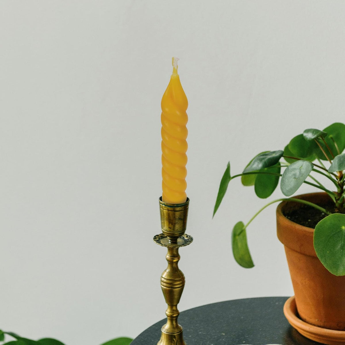 Natural Beeswax Taper Candles,5 Inch Spiral Bees Wax Tapered Candle 10 Pack