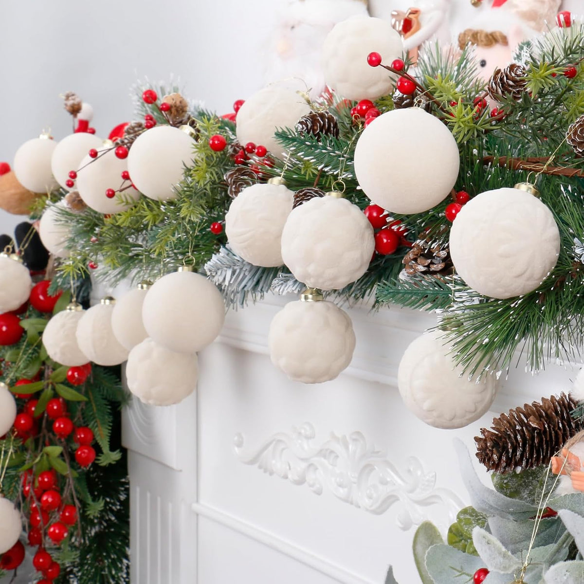 30PCS Beige Velvet Christmas Ball Ornaments for Xmas Tree Decorations