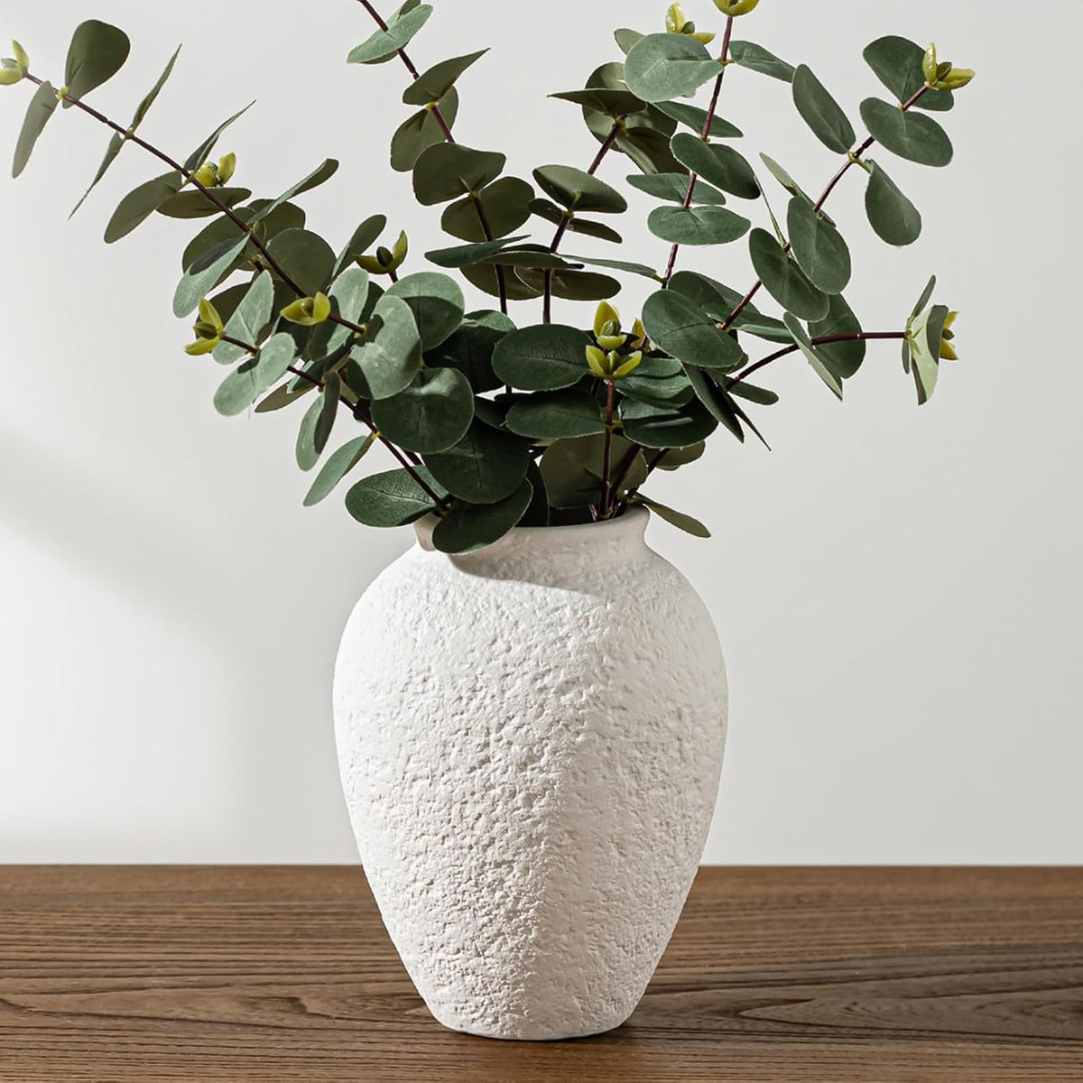 Ceramic Flower Vase, 6.9 inch Small Vase for Centerpieces, Decorative Terracotta Vases, Farmhouse Rustic Vase for Home Decor, Living Room, Table, Entryway, Mantel, Bookshelf, Kitchen, White