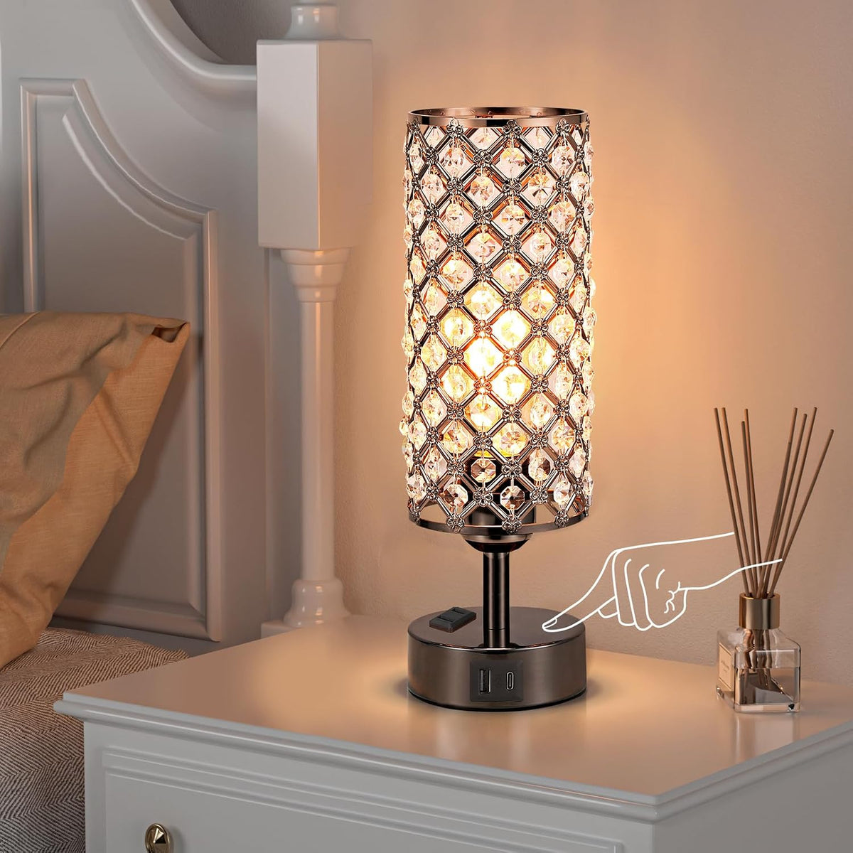 Hong-in Crystal Table Lamp Touch Control Set of 2, 3-Way Black Crystal Lamps with USB C+A Ports & AC Outlet, Dimmable Nightstand Desk Lamps,Modern Bedside Table Lamp for Bedroom(Bulbs Included)