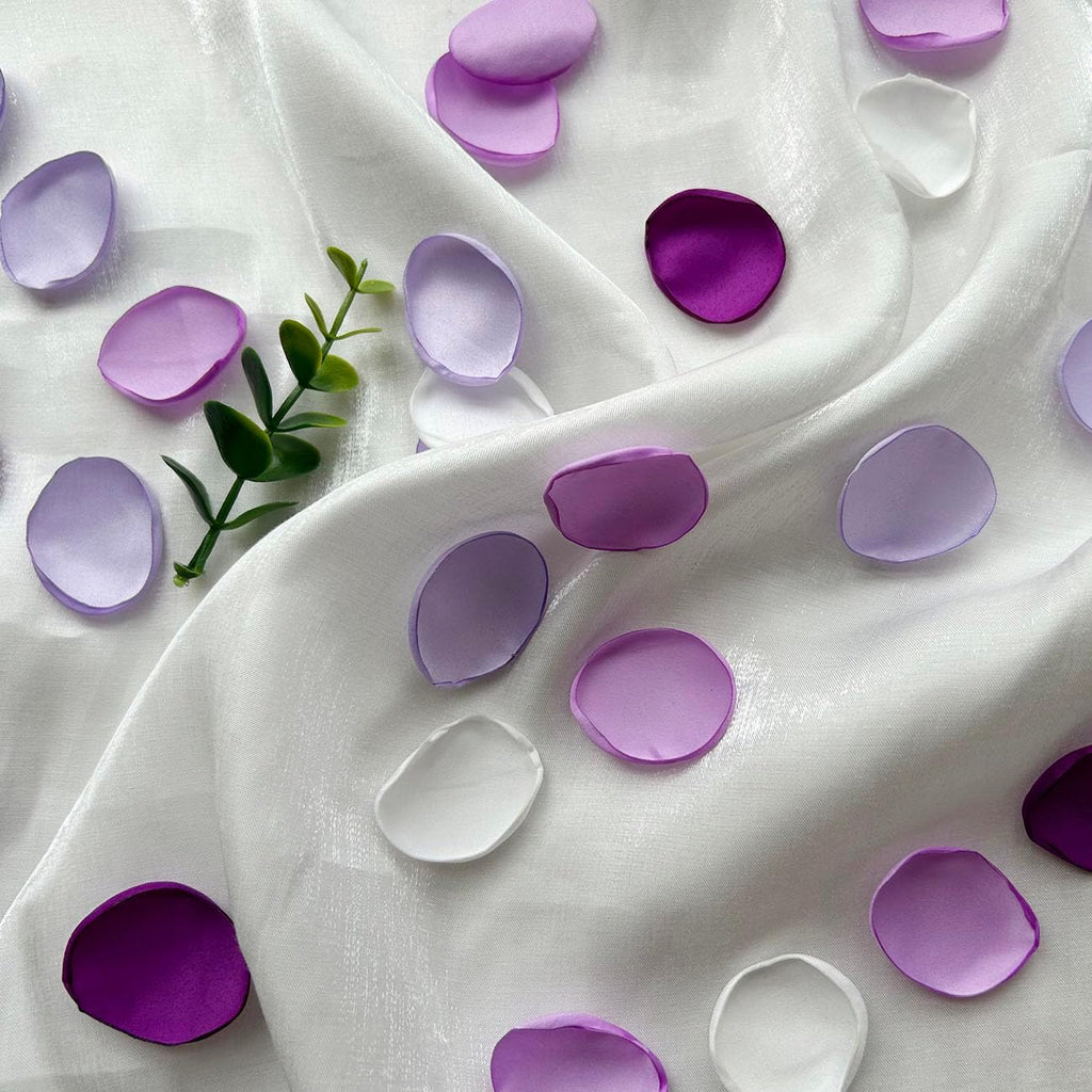 400Pcs Rose Petals for Wedding Decor Lavender Purple Silk Petals Flower Girl Scatter Petals for Aisle Table Centerpieces Reception, Bridal Shower Proposal Party Romantic Night