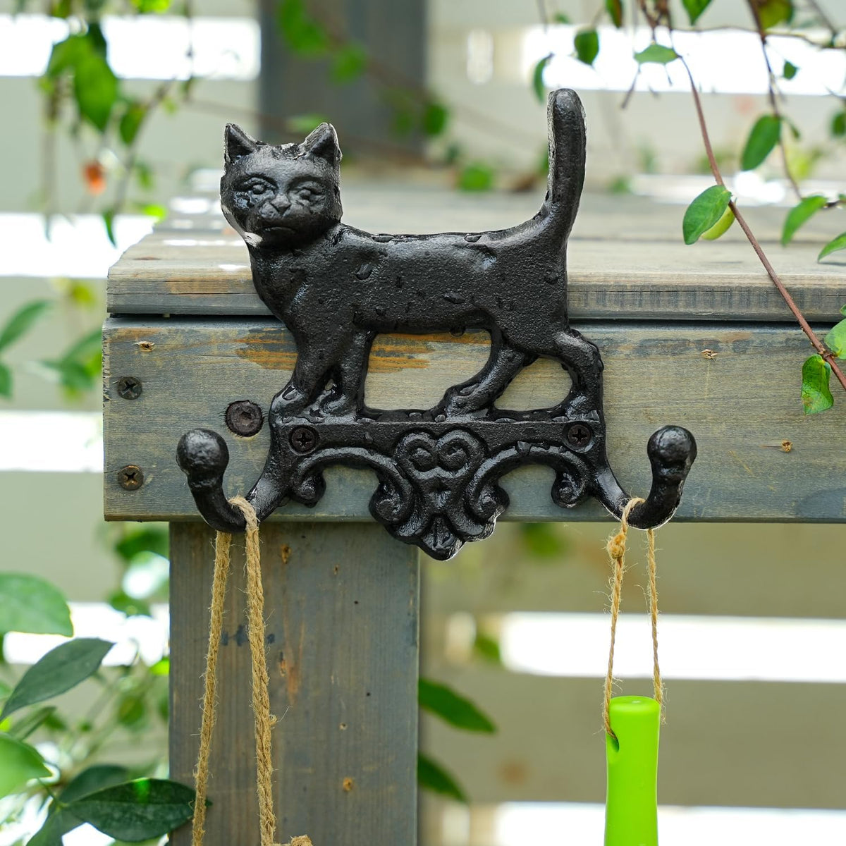 Sungmor Cast Iron Vintage Cat Wall Hooks - Rustic Heavy Duty Double Hooks