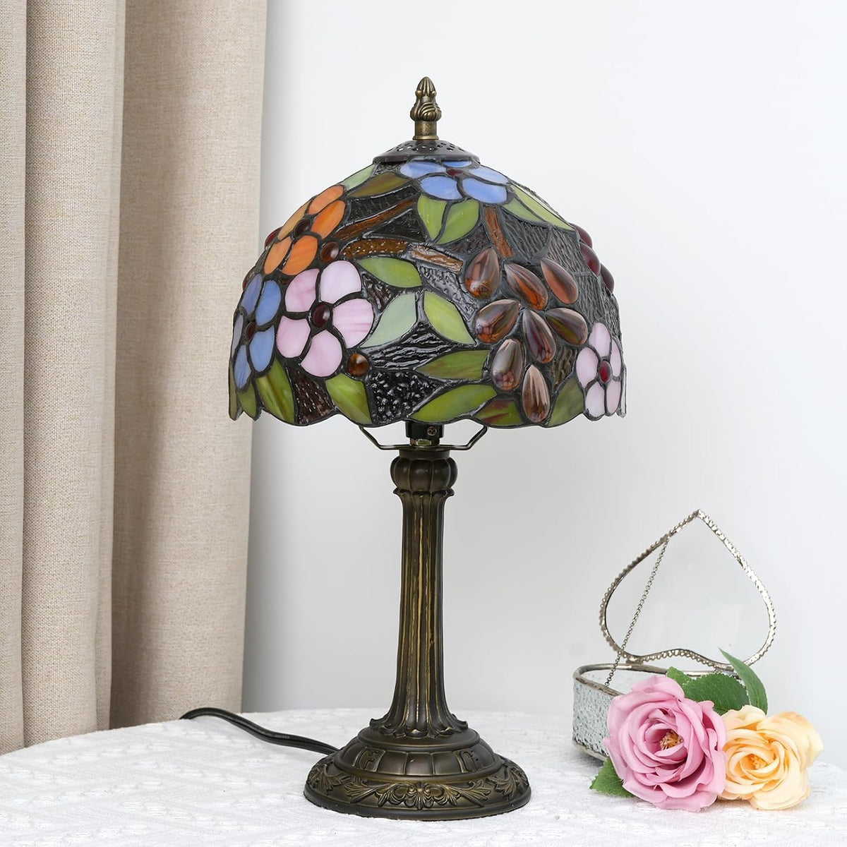 Tiffany Lamp Stained Glass Table Lamp Grape Style Small Bedside Lamp Living Room Dining Room Reading Office Decoration Desk Lamp Home Decoration Creative Gift