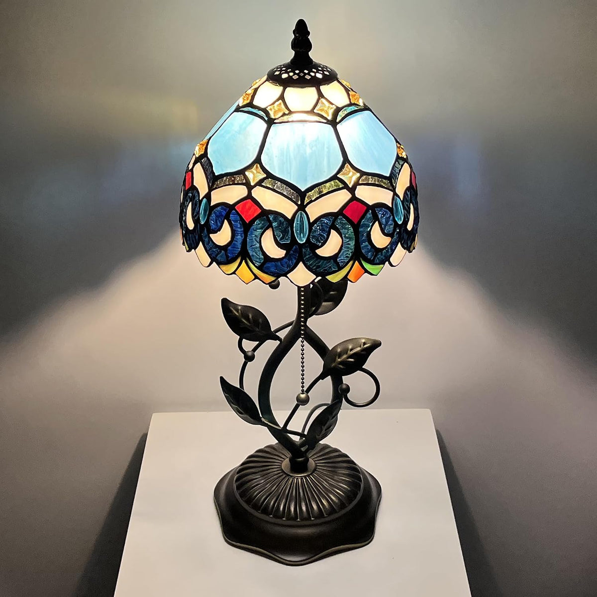 Tiffany Style Stained Glass Table Lamp Blue Jewelry Baroque 18 Inch