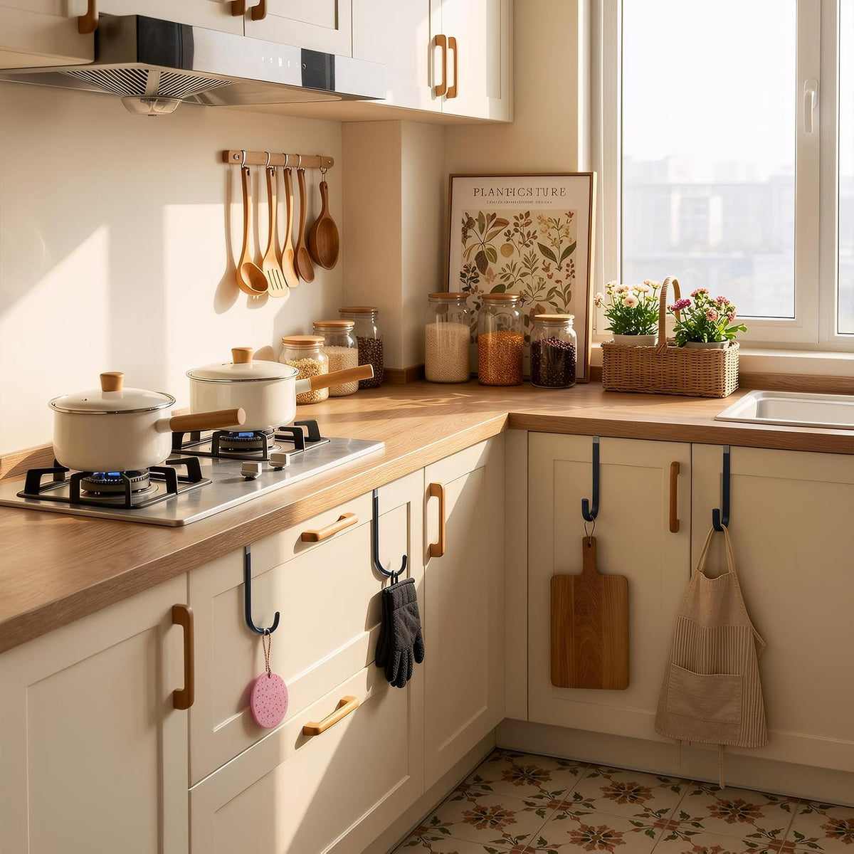 Over the Door Hooks, Anti-Scratch Over the Door Hanger for Towels, Robes, Jackets and Keys, Heavy-Duty Storage Solution for Bathrooms, Bedrooms, Kitchens, Laundry Rooms, and Closets.