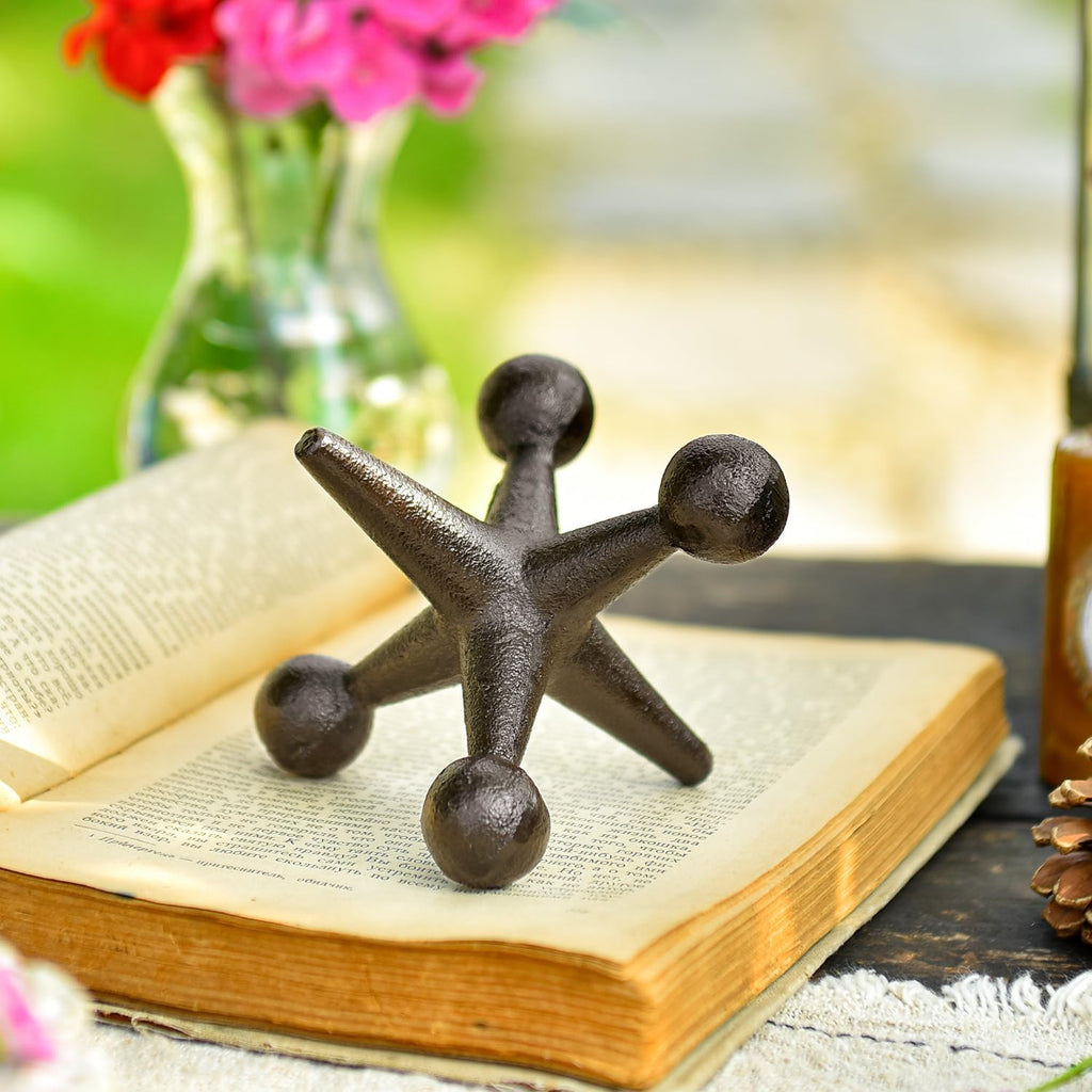 Sungmor Cast Iron Decorative Jack Statue, Home Office Accent Figurine, Antique Brown Jack Sculpture for Bookcase or Table Decoration, Creative Bookends, Paperweight, Door Stop