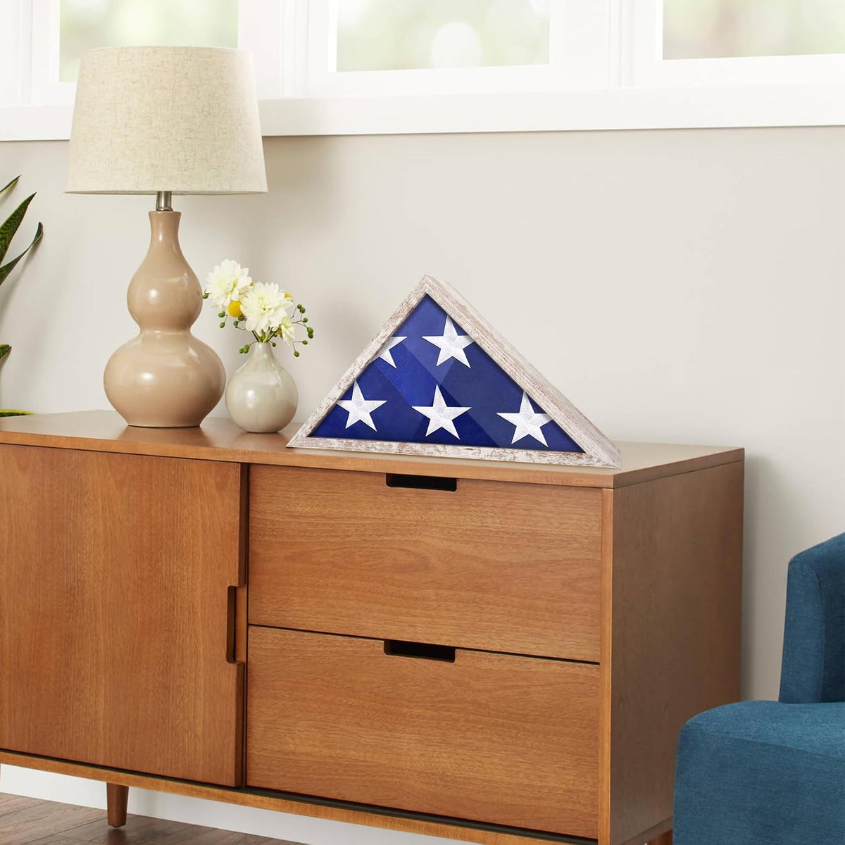 ASmileIndeep Flag Display Case for 3' x 5' Flag, American Flag Shadow Box with HD Tempered Glass and Wall Mount, Folded Triangle Flag Holder Frame for Small Flag (Not for Burial Flag) - Vintage White