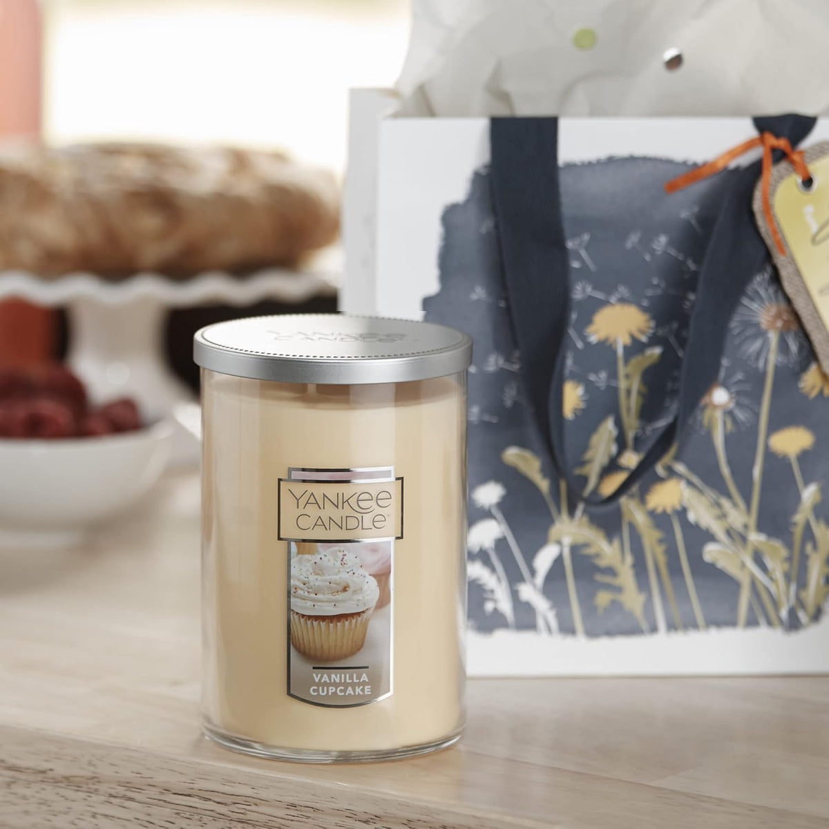 Yankee Candle Vanilla Cupcake Scented Classic Large 22oz 2-Wick Candle Over 75 Hours Burn Time Ideal for Gifting