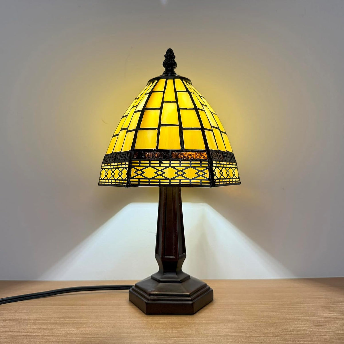 Tiffany Small Table Lamp for Living Room,3 Color Temperature Gold Stained Glass Table Lamps for Dining Room,6X6X13Inch Bedroom Bedside Nightstand Night Light for Bedroom W/LED Bulb