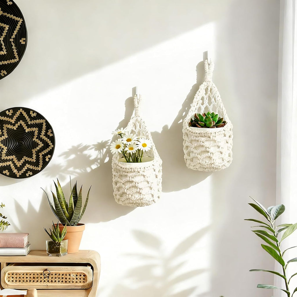 Macrame Wall Plant Hanger, Small Hanging Planter Basket Holder, Wall Planters for Indoor Plants, for Up to 4 Inch Pot (Ivory, 4-Inch)