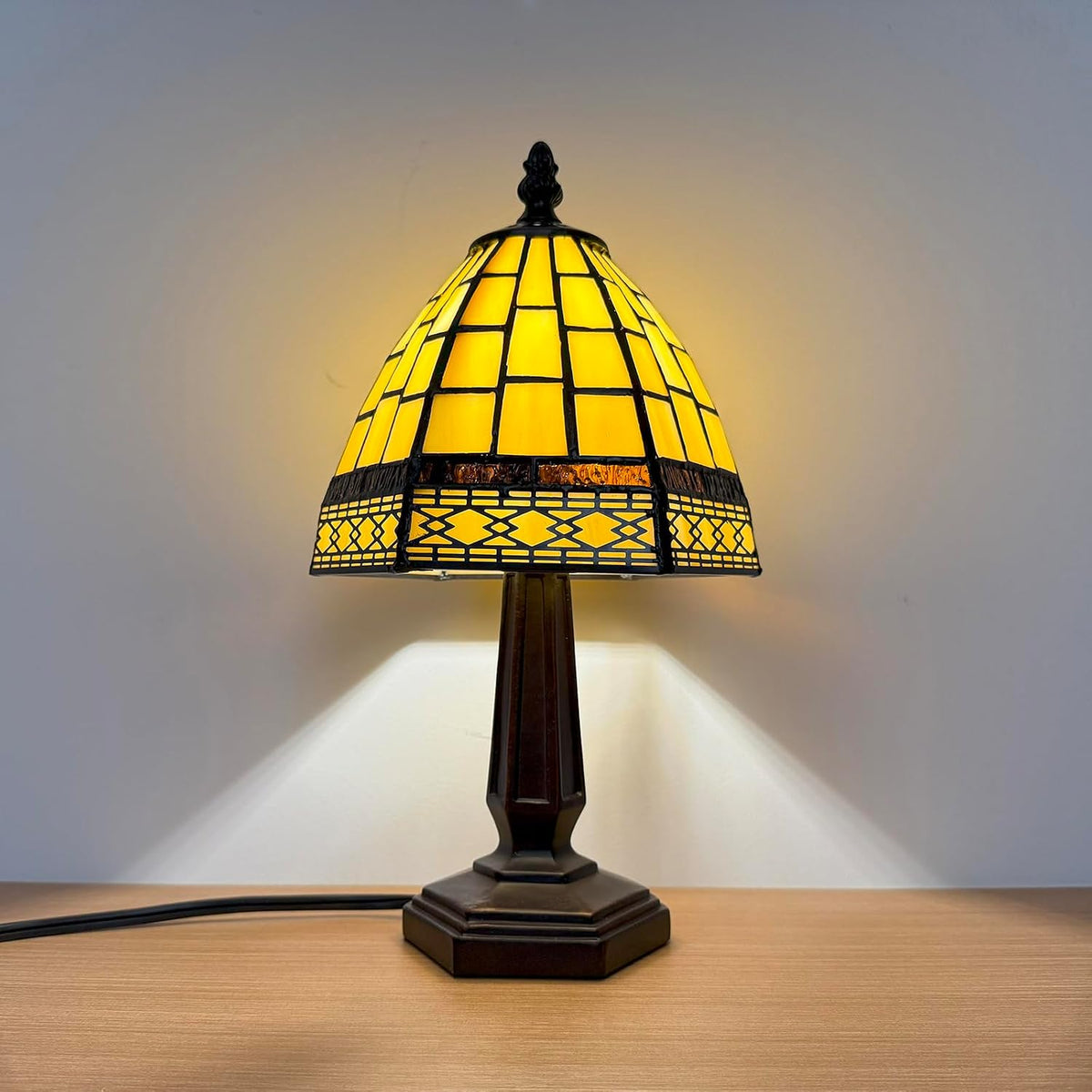 Tiffany Small Table Lamp for Living Room,3 Color Temperature Gold Stained Glass Table Lamps for Dining Room,6X6X13Inch Bedroom Bedside Nightstand Night Light for Bedroom W/LED Bulb