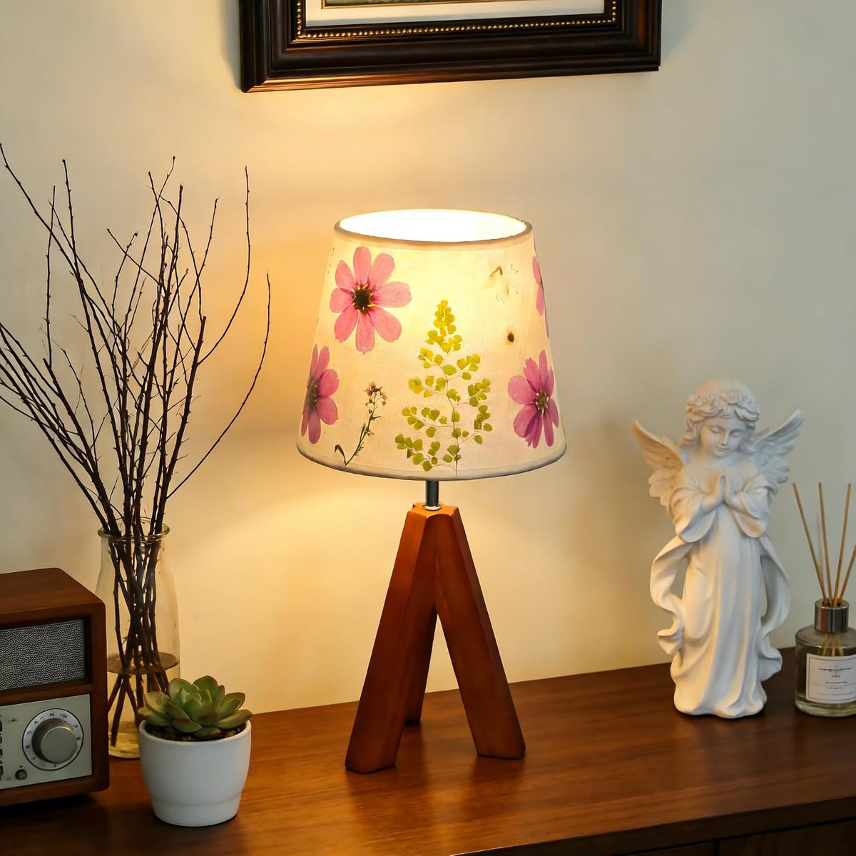 Dried Flowers Tripod Table Lamp 14.17in, 9W LED Dimmable Cute Bedside Lamp with Flowers Linen Lampshade for Nursery, Bedroom, Kid Room, Living Room, Light Brown Wooden Base