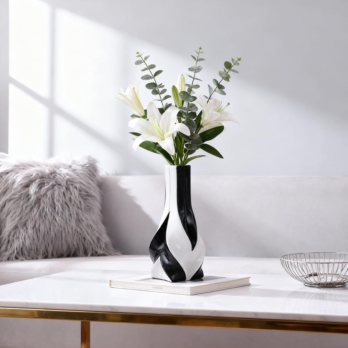 10.6" Tall Black and White Ceramic Vase – Modern Elegant Home Decor for Living Room, Table Centerpiece, Desk, Office, Perfect for Pampas Grass (Black White)