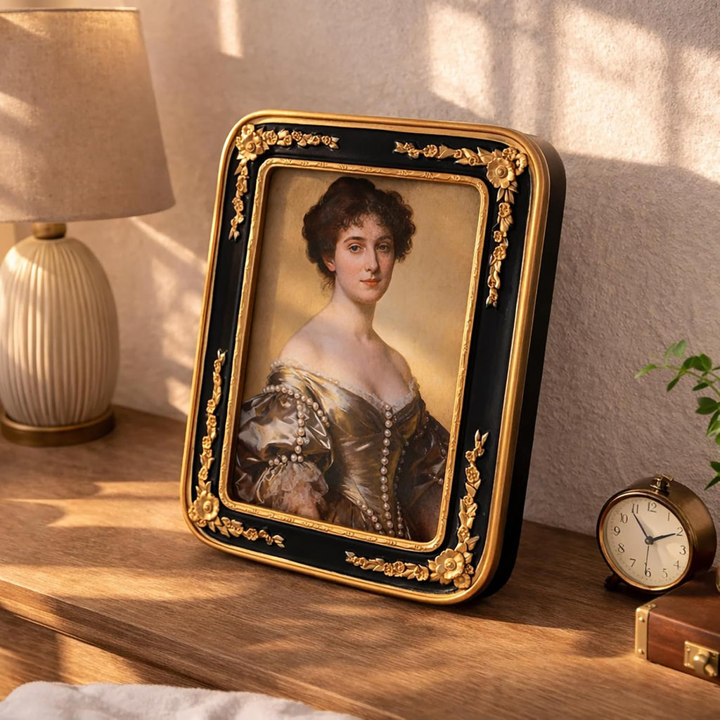 Vintage Black and Antique Gold 5x 7 Picture Frame, Ornate Floral Embossed Victorian Style Decorative Photo Frame, Black Gold Vintage Picture Frames 5x7 with Glass Front for Tabletop, Shelf, Mantel or Wall Hanging, Traditional Vintage Home Décor (Black/...
