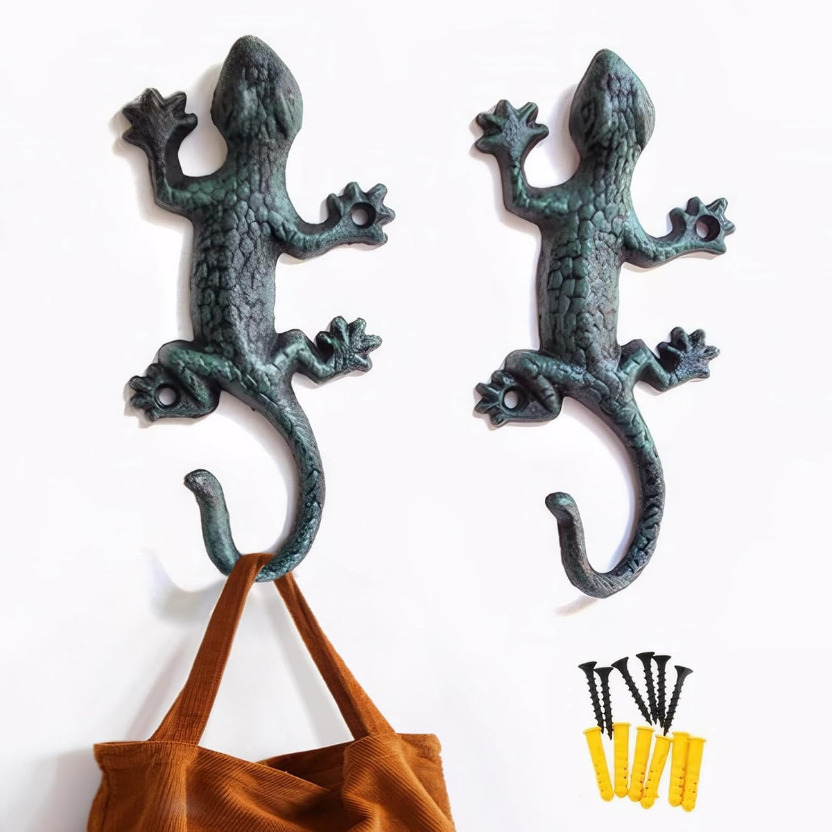 BRONVIA amusediy Lovely Outdoor Cast Iron Pool Towel Wall Hooks, Cool Gecko Heavy-Duty Coat Hooks, Fun Lizard Pool Towel Holder for Outdoor and Indoor， Gecko Key Holder and Wall Décor. Set of 4