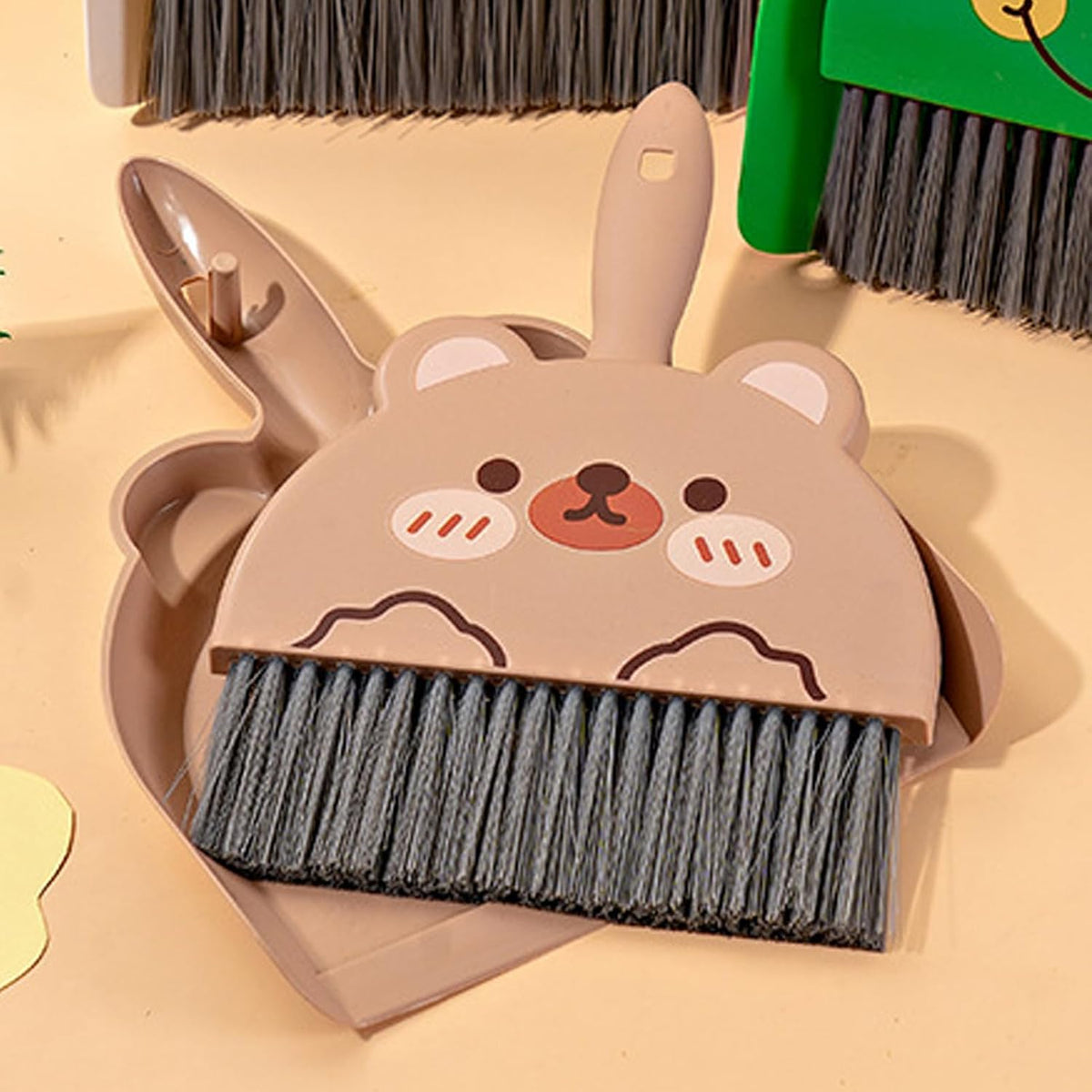Mini Dustpan and Brush Set, Cartoon Portable Cleaning Broom with Dust Pan, Handheld Dust pan with Cleaning Brush Combo for Desk Keyboard Countertop (Bear)