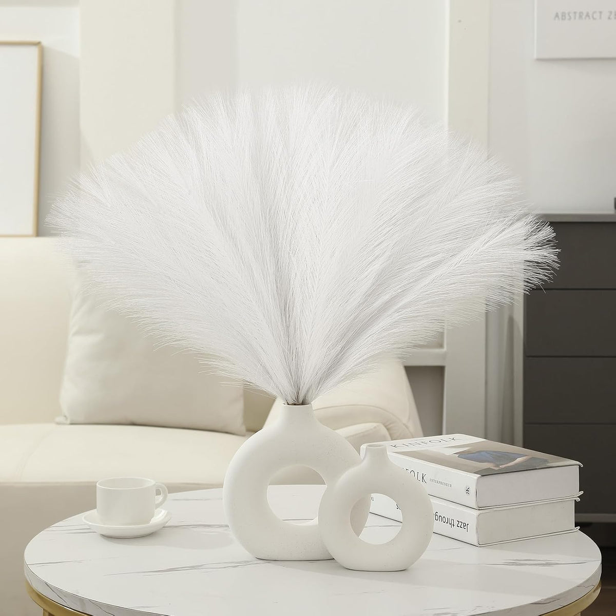 Ureymx Faux Pampas Grass Decor 17.7 Inch 6pcs, Artificial Pampas Grass Fluffy Home Decor, Short Vase Room Decor pompous Grass Flower Arrangement for Boho Home Wedding Decoration (Milky White)