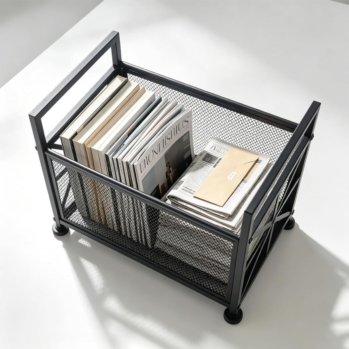 Extra Large Black Magazine Holder, Metal Magazine Rack Floor, Mesh Magazine File Holder, Magazine Storage Basket, Magazine Holders for Classroom，Magazine Stand for Desk, Folder Organizer Bin for Books