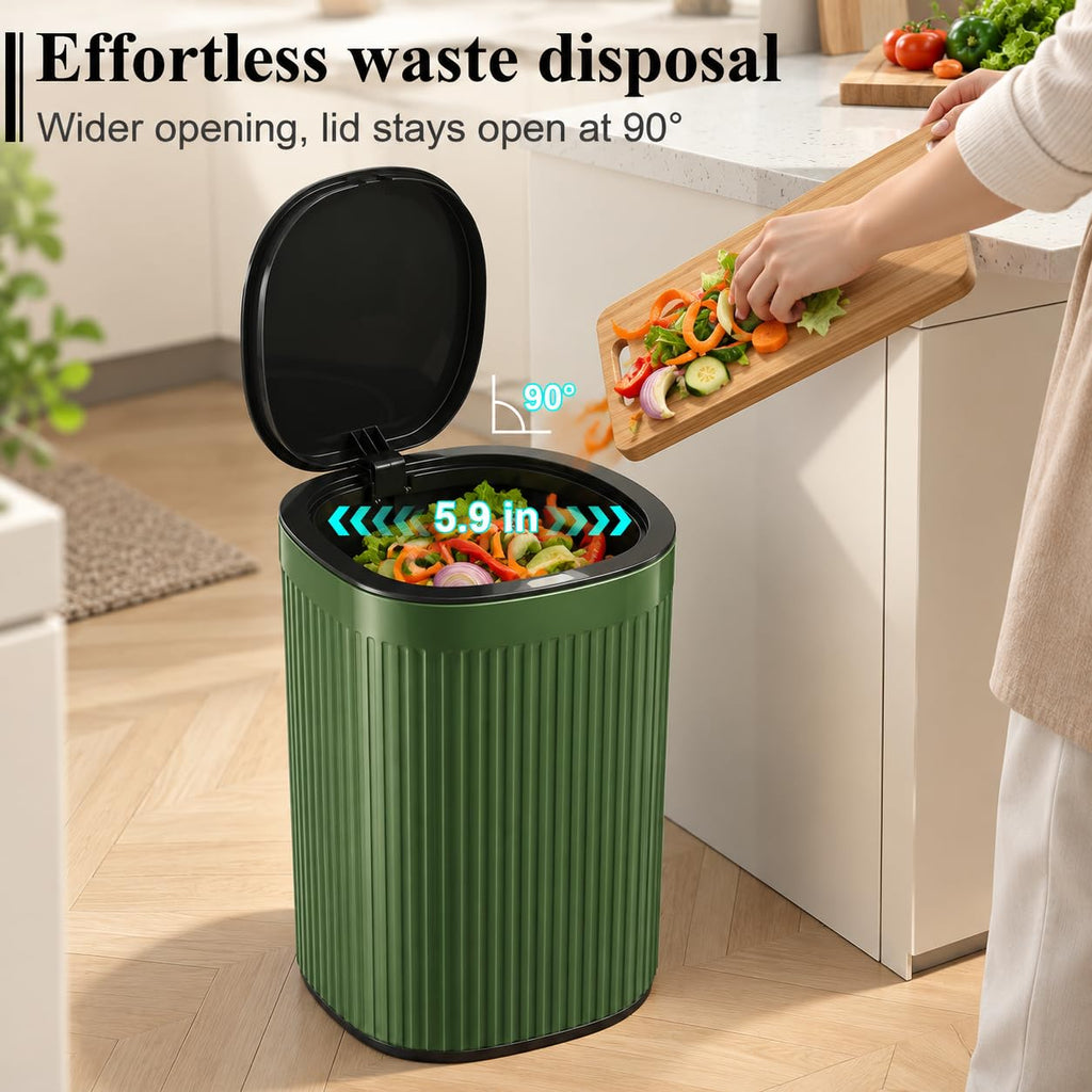 Small Bathroom Trash Can with Lid Plastic Garbage Can 2.1 Gallon Green