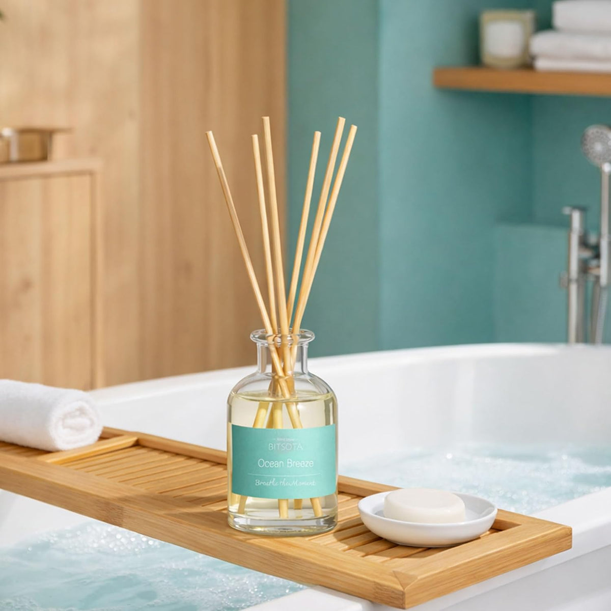 Natural Reed Diffuser Set, Ocean Breeze 3.52 oz (100ml) Scented Diffuser with Sticks Home Fragrance Reed Diffuser for Bathroom Shelf Decor, Ideal Gift for Woman