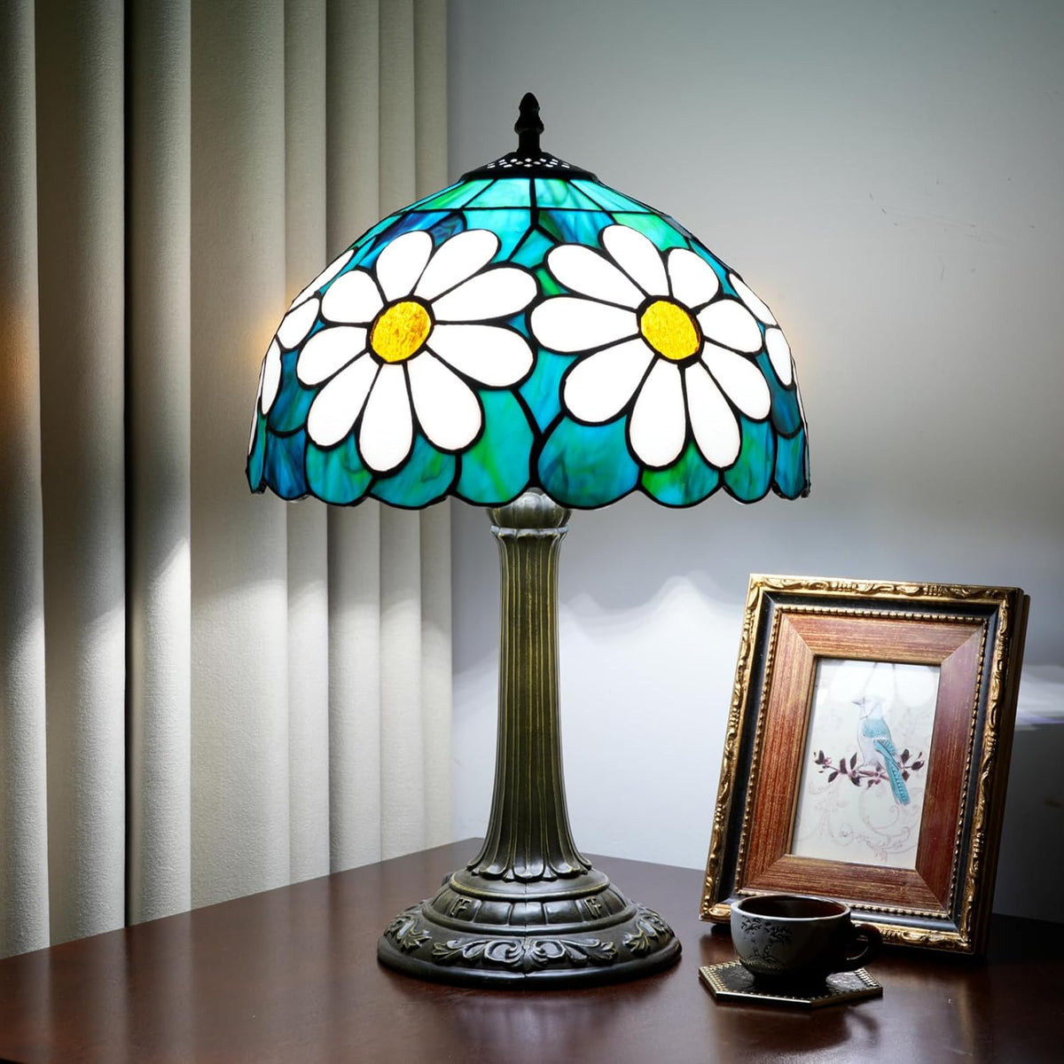 Tiffany Lamp Stained Glass Table Lamp Chrysanthemum Bedside Lamps Bedroom Living Room Dining Room Office Decoration Desk Lamp Home Decoration Creative Gift