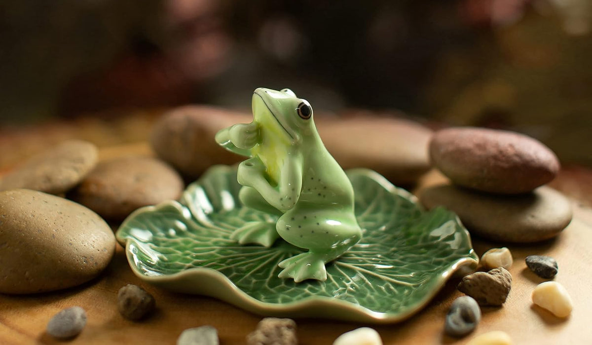 2" Light Green Frog On 4" Wide Lotus Leaf Ceramic Incense Stick Holder Artistic Collectible Figurine for Adult Collectors Interior Accent Gift Handcrafted Porcelain Home Room Decor
