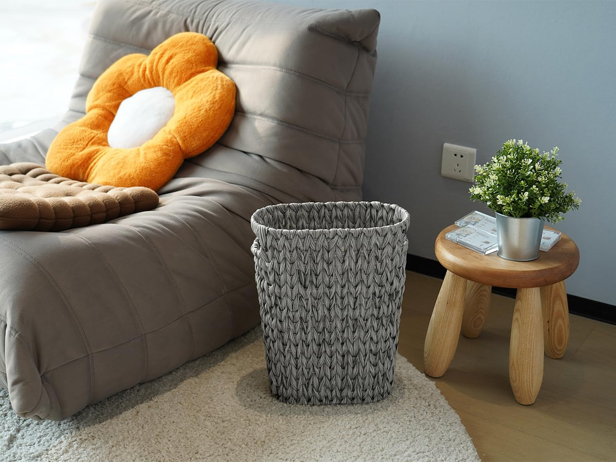 Coeusy Wicker Trash Can, Small Bahtroom Waste Basket, 5 Gallon, Grey