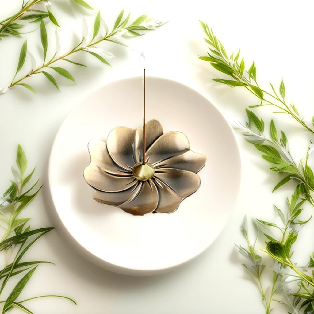Coils Incense Burner Holder, Brass Incense Holder, Gold Lotus Incense Sticks Holder, Incense Coils Spiral Design for Long-Lasting Fragrance Meditation Yoga Decor Home