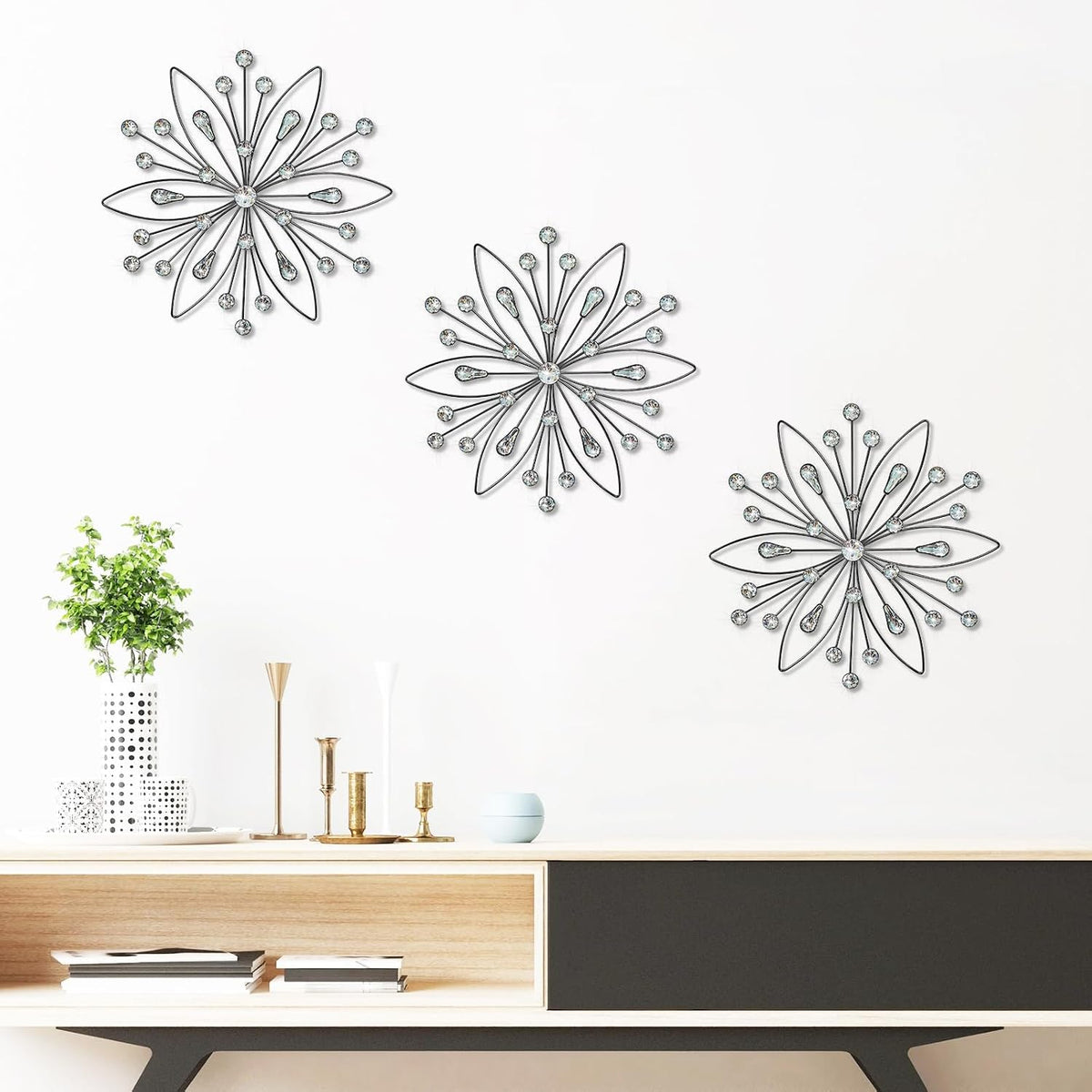 ZEXUIRU 3 Set Snowflake Wall Decor Living Room Bedroom Entryway Metal Bling, Crystal Rhinestone Starburst Sunburst Sparkling Wall Art Decor Silver Metal Christmas Decoration-Black 13in