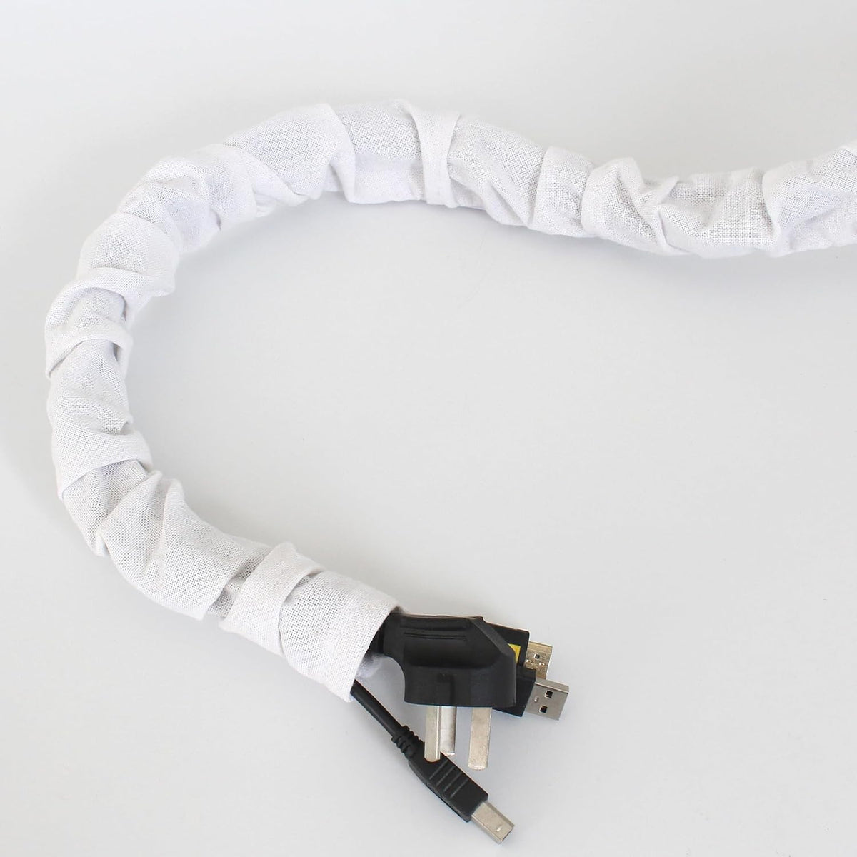 White Fabric Cord Cover, 2 Pcs 6 Feet Chain Cable Sleeve, Chandelier Lighting Wire Cord Cover for Lamps Light Fixtures Lighting Wires Cable Management, Pleat Effect