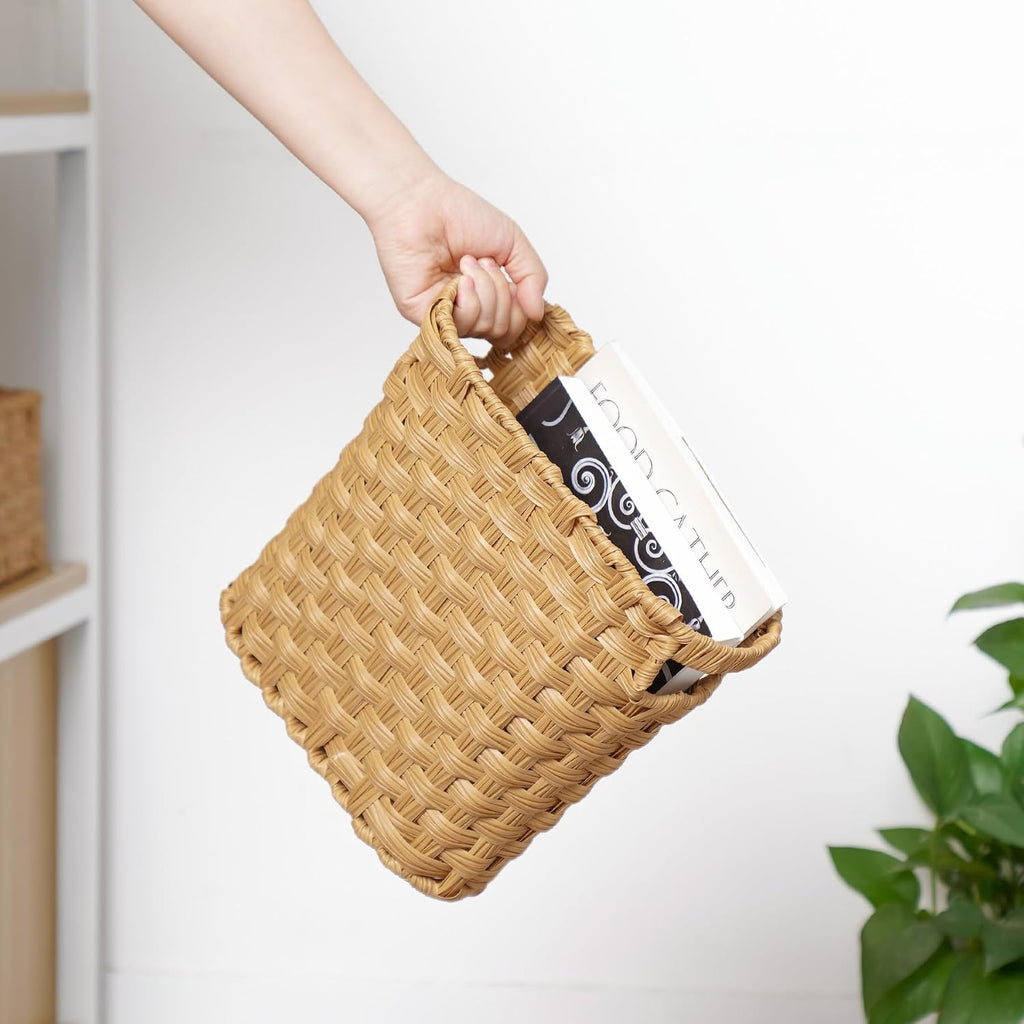 Wicker Waste Basket with Built-in Handles, Multifunctional Mini Basket for Home and Office, Compact Design and Durable Construction with Fine Artisanal Craftsmanship