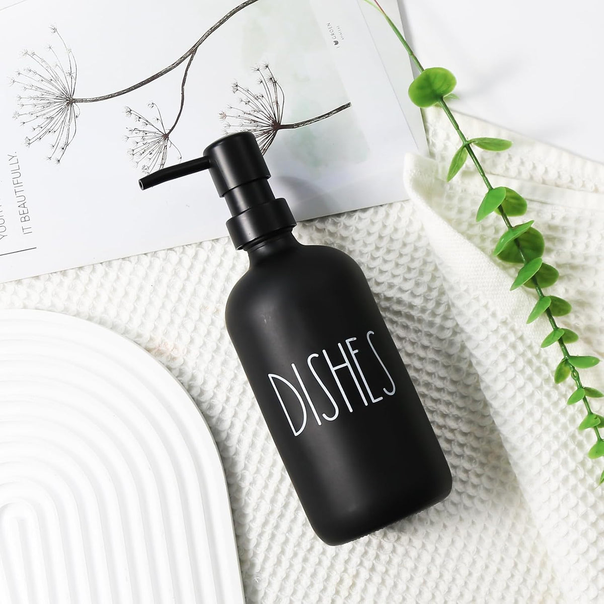 VIMERPA Dish Soap Dispenser, Matte Black Soap Dispenser for Kitchen, Glass Dishes Soap Dispenser with Plastic Pump, 17 Fl Oz Refillable Liquid Soap Bottle Container, Farmhouse Kitchen Decor