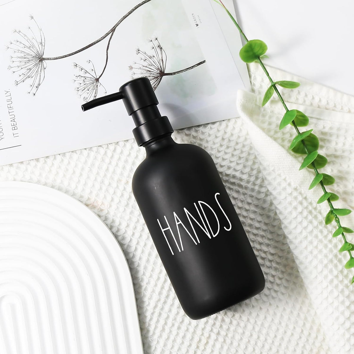 VIMERPA Hand Soap Dispenser, Matte Black Soap Dispenser for Bathroom, Glass Hands Liquid Dispenser with Plastic Pump, 17 Fl Oz Refillable Lotion Soap Bottle Container, Farmhouse Kitchen Decor