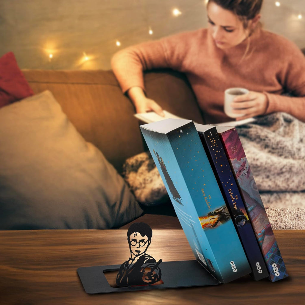 Renovatio Black Metal Bookend – Unique Decor for Home & Office – Wizard