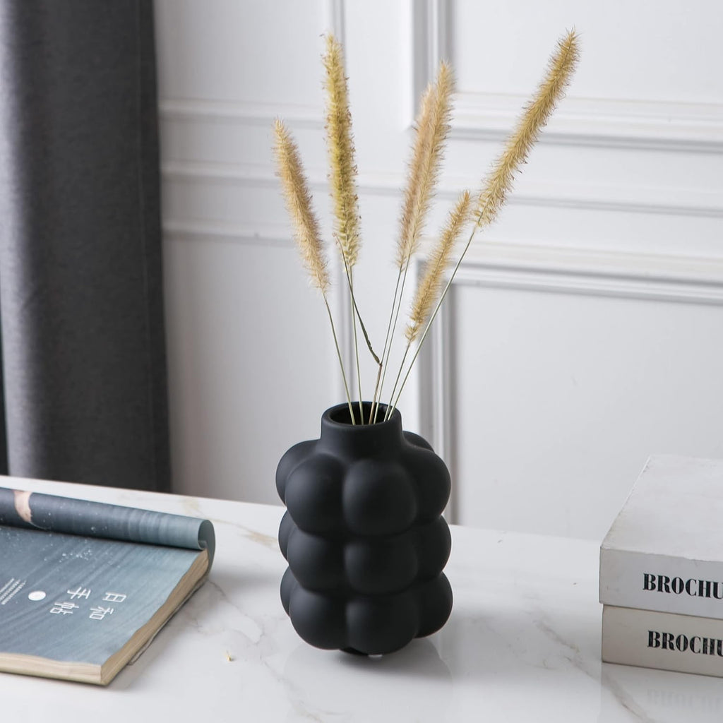 Mowtanco Black Ceramic Vase, Modern Small Vase for Centerpiece 6.7" Tall