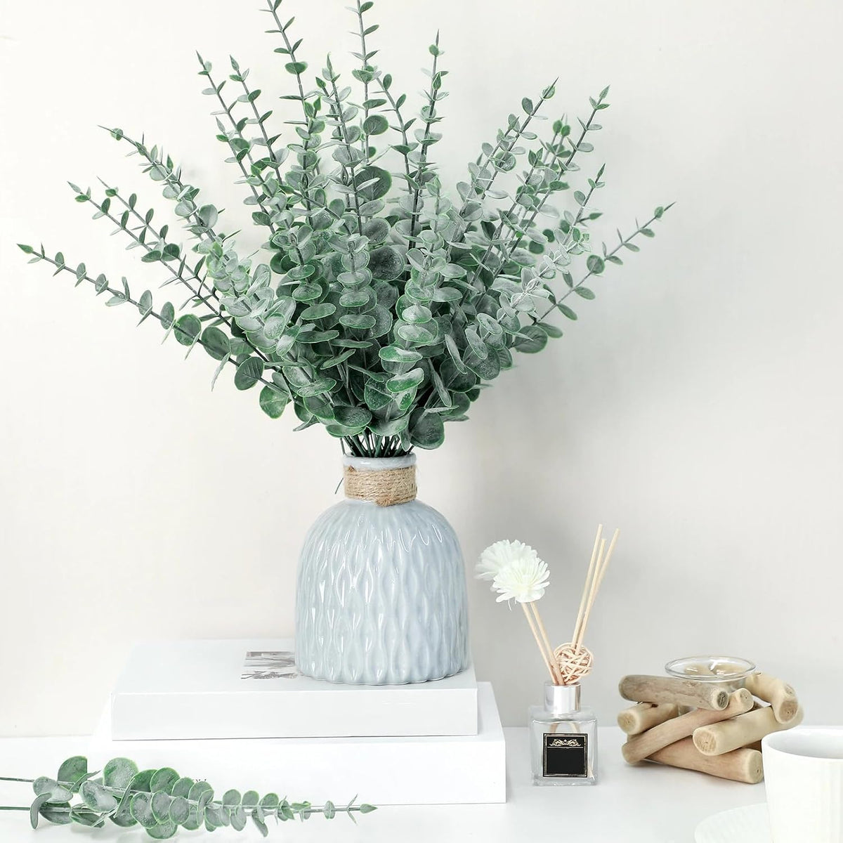 Giegxin 300 Pcs Artificial Eucalyptus Stems, Greenery Decor, Dark Green