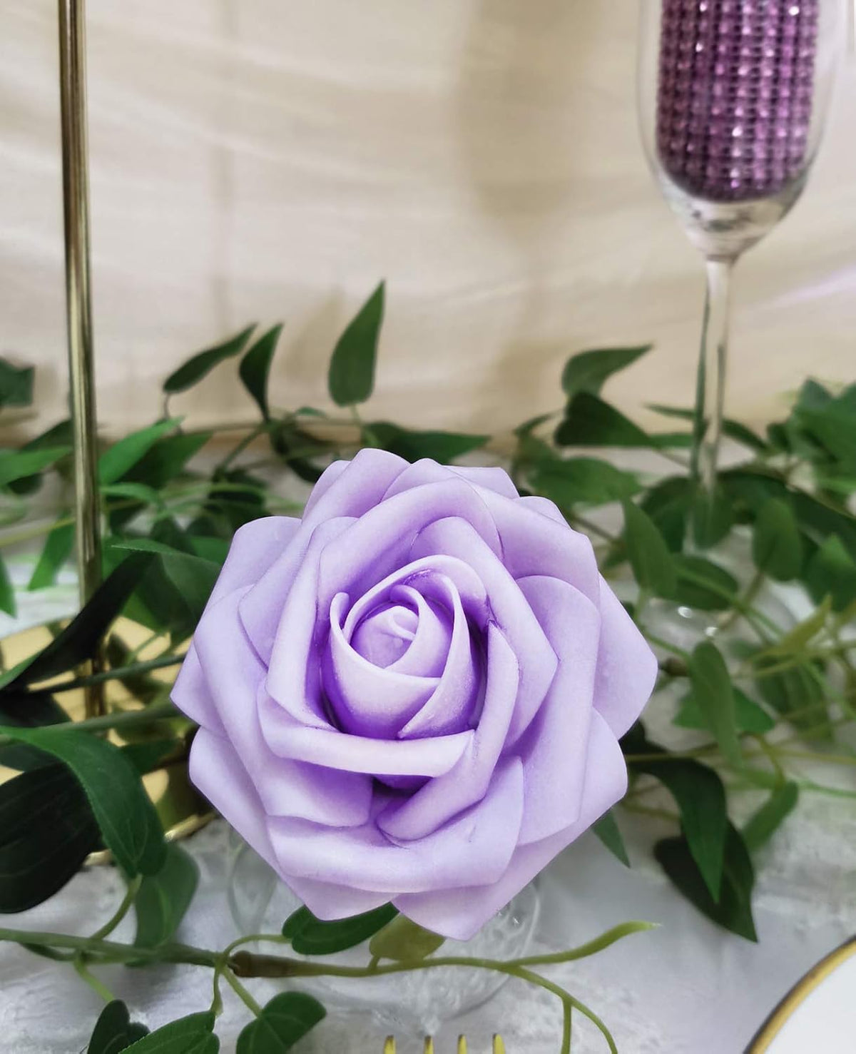Artificial Flowers 25PCS Real Looking Ombre Colors Purple Fake Roses with Stem for DIY Wedding Bouquets Centerpieces Baby Shower Party Home Decorations