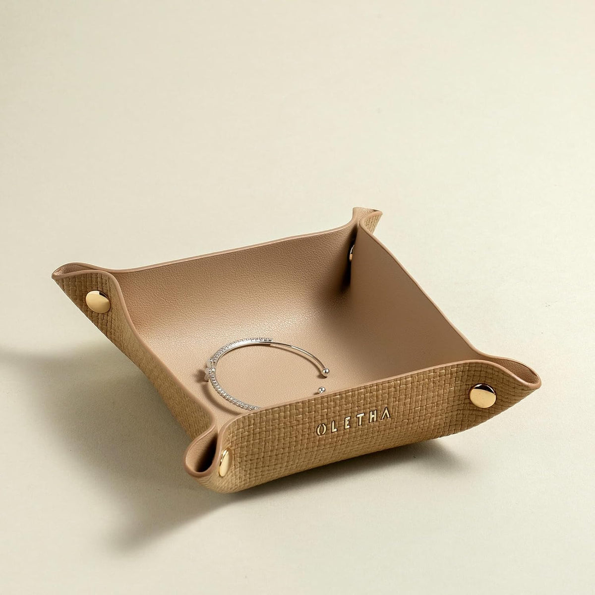 OLETHA Foldable Valet Tray, Travel Essentials, Raffia Embossed, Wheat