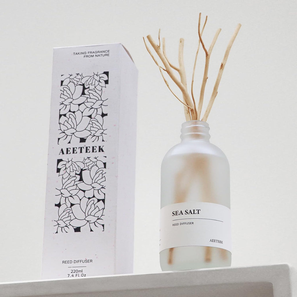 Sea Salt Reed Diffuser, 7.4oz(220ml) Sea Salt Musk and Grass Essential Oils, Bathroom Air Freshener with Willow Branches Decor, Long Lasting Fragrance for Home (1-Pack)