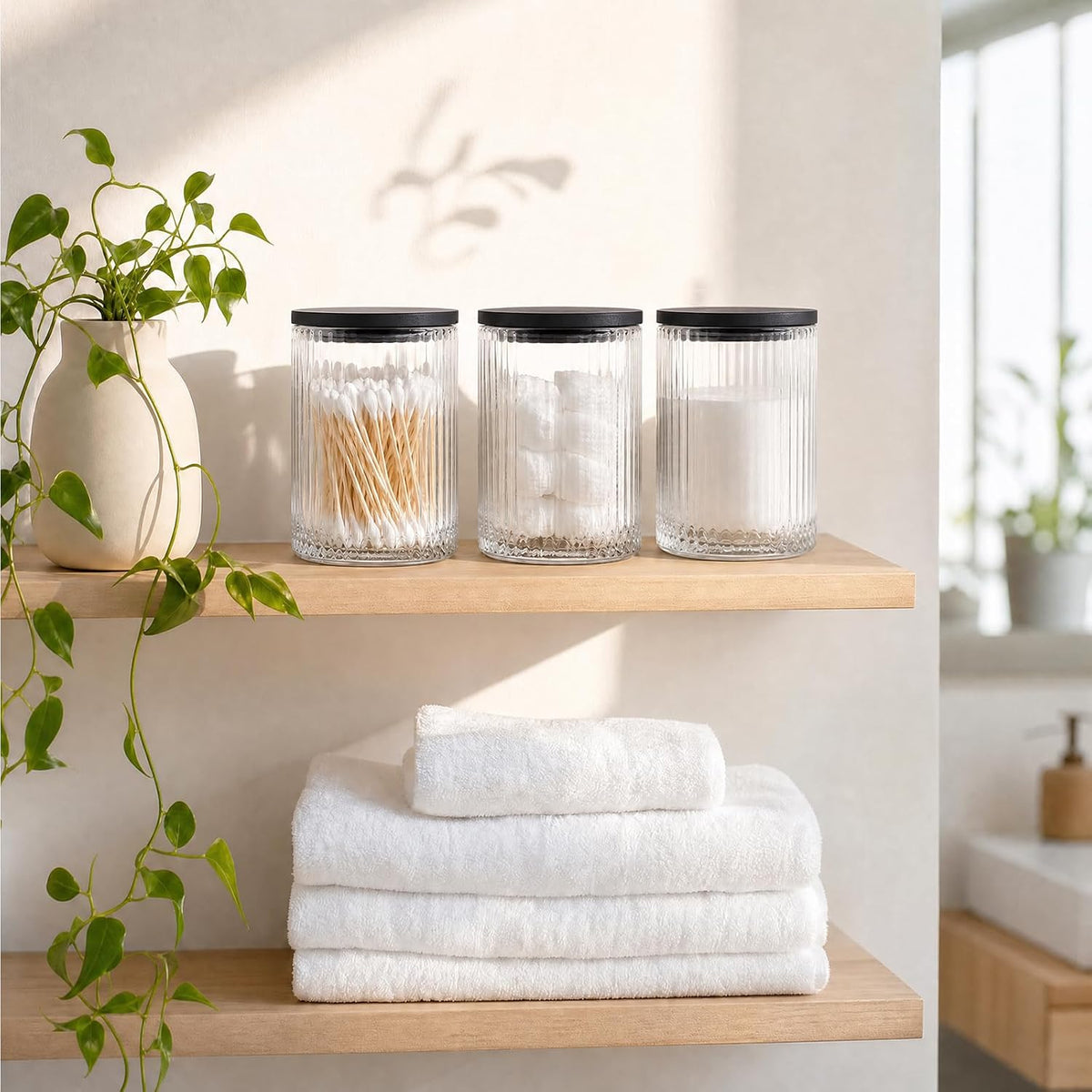 SheeChung 2 Pack Glass Apothecary Jar with Black Bamboo Lid