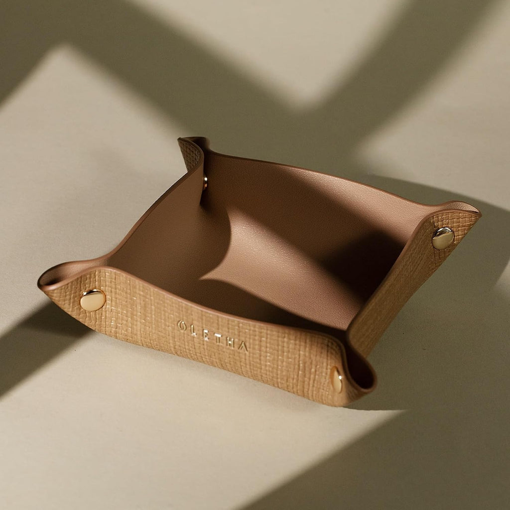 OLETHA Foldable Valet Tray, Travel Essentials, Raffia Embossed, Wheat