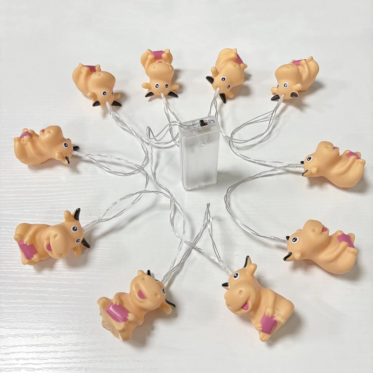 5.4 FT Cute Cow String Lights,10 LED Cattle Fairy Light Battery Operated for Home Party Camping Christmas Halloween Decoration (Cute Cow, 10LED)