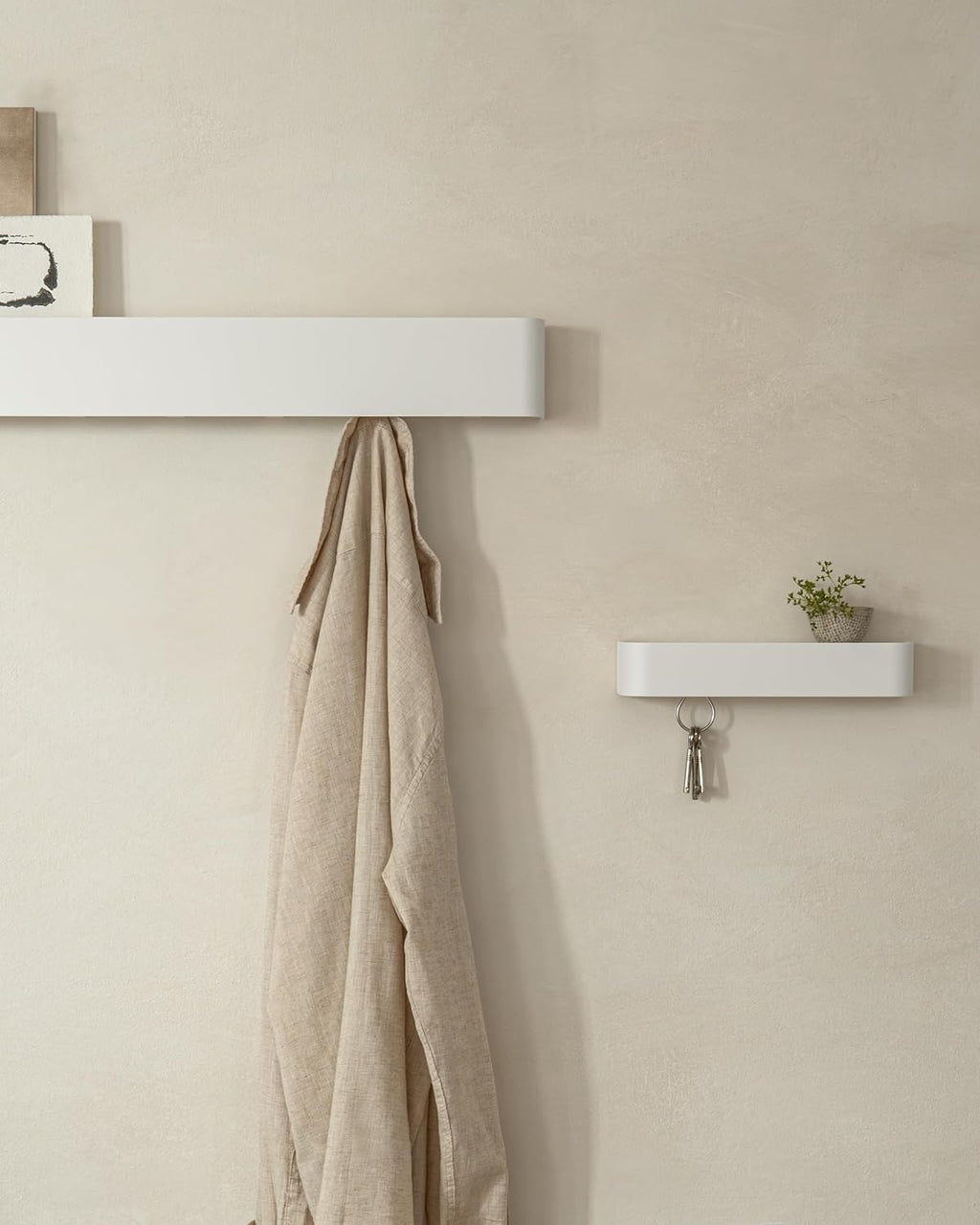 Kazai. Key Holder for Wall 'Tone' | Minimalist Key Hooks Design from Berlin | Modern Key Hanger with Metal Shelf | Key Hook Wall Mounted as Hallway Furniture | White