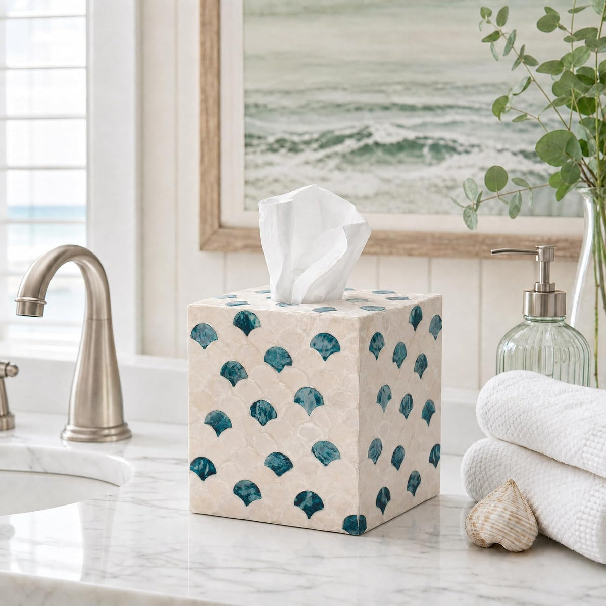 YANGQIHOME Capiz Shells Tissue Box Cover, Handmade Decorative Tissue Box Holder with Mother of Pearl, Square Facial Tissue Holder for Bathroom, Living Room, Kitchen, 5.5" x 5.5" x 5.9" (Blue Tide)