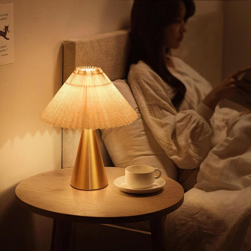 Ziqqeelam Gold Small Table Lamp, Cute Table Lamp, Pleated Table Lamp,Brass Gold Bedroom Lamps for Nightstand, Small Scalloped Lamp Shade Table Lamps for Small Spaces for Bedroom,Living Room