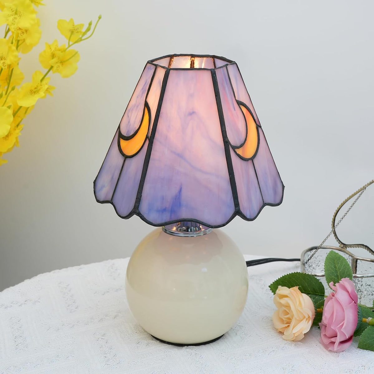 Tiffany Lamp Stained Glass Table Lamp Moon Mushroom Cute Small Bedside lamp Living Room Dining Room Office Decoration Desk lamp Home Decoration Creative Gift Scene Prop