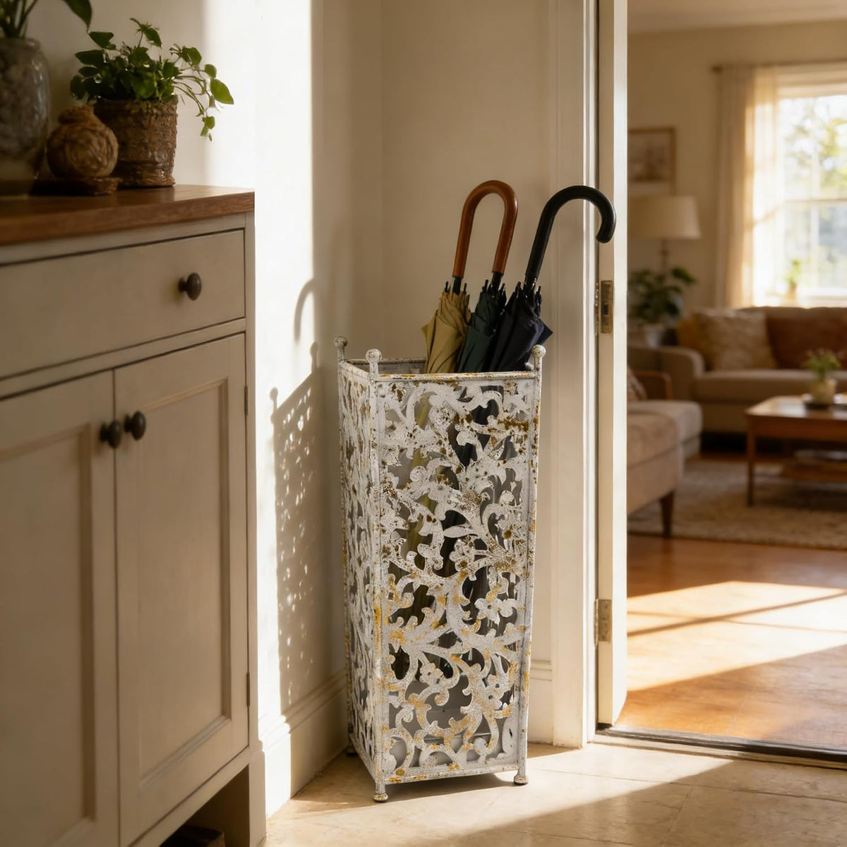 Vintage White Metal Umbrella Holder with Ornate Cutout Pattern Antique Decorative Umbrella Stand with Detachable Drip Tray for Entryway Storage Umbrellas Canes & Walking Sticks (White)